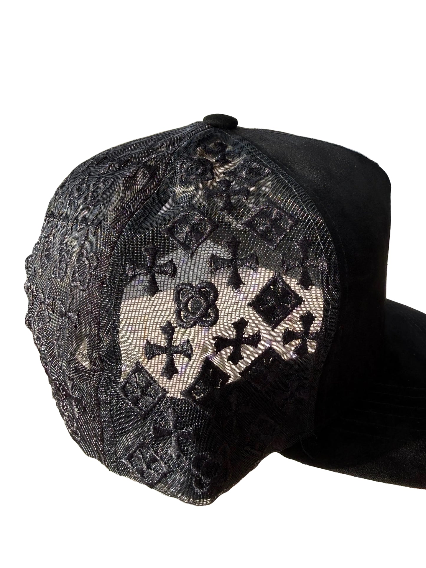 jung hearts hat