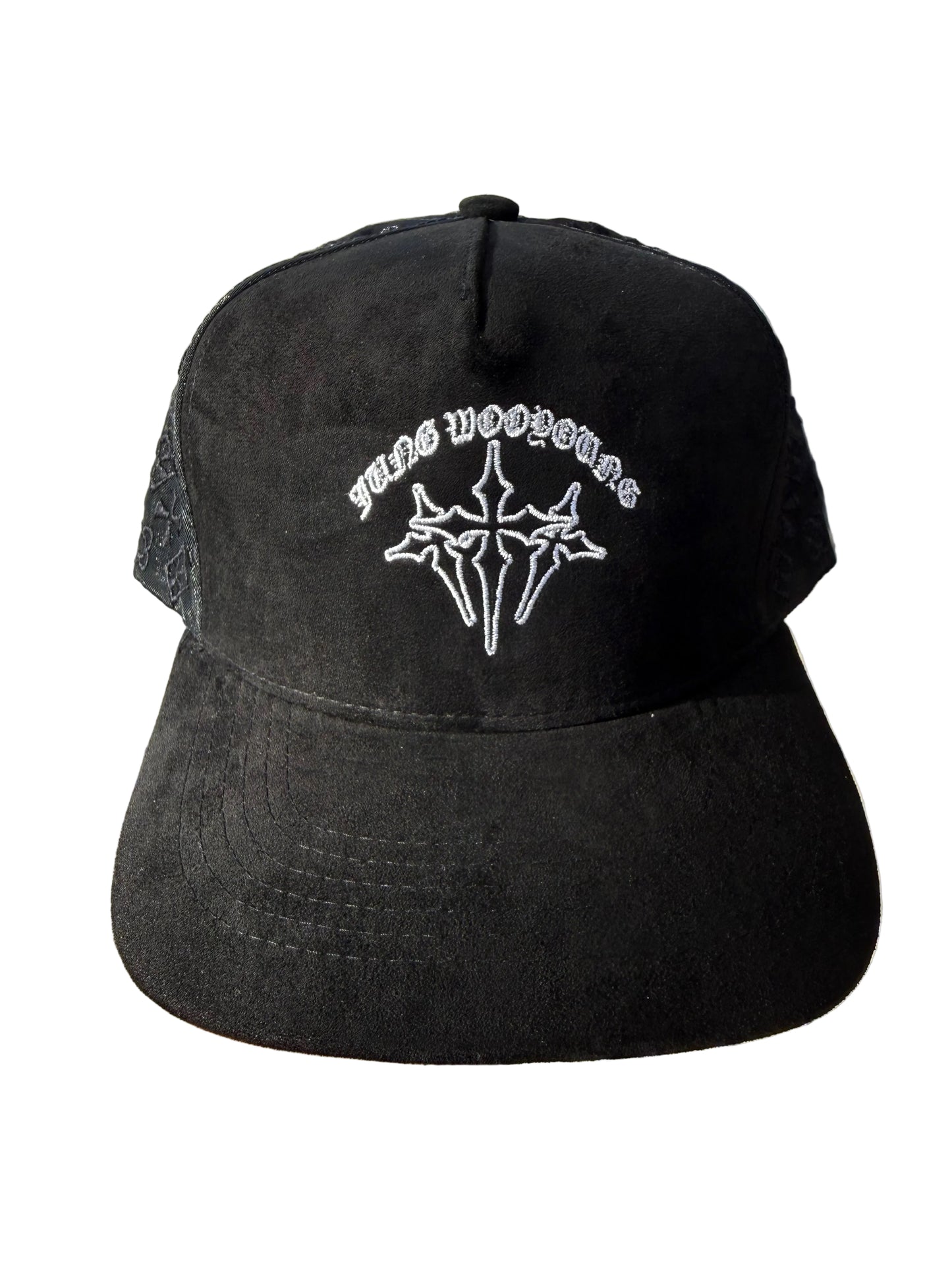 jung hearts hat